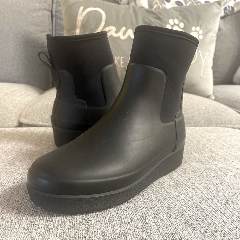 women Hunter booties